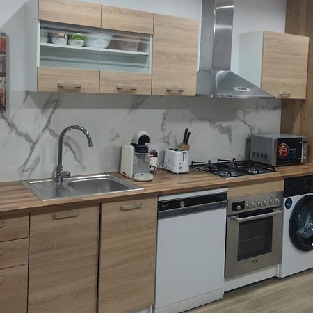 Estudio Completo Familiar La Jonquera Zewnętrze zdjęcie